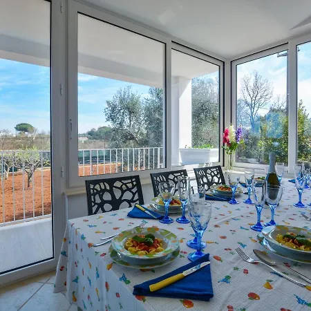 فيلة Fumarola Sleeps 8 Pool Air Con Wifi