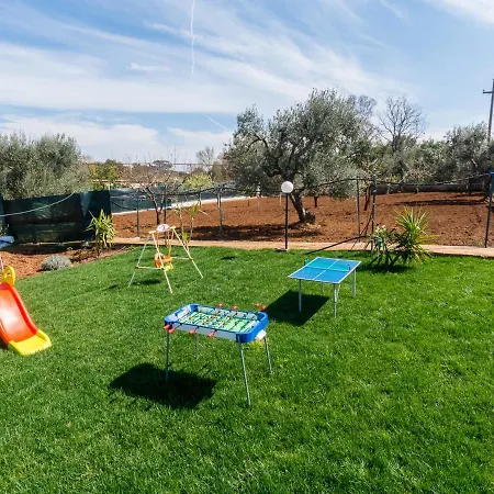 Villa Fumarola Sleeps 8 Pool Air Con Wifi *